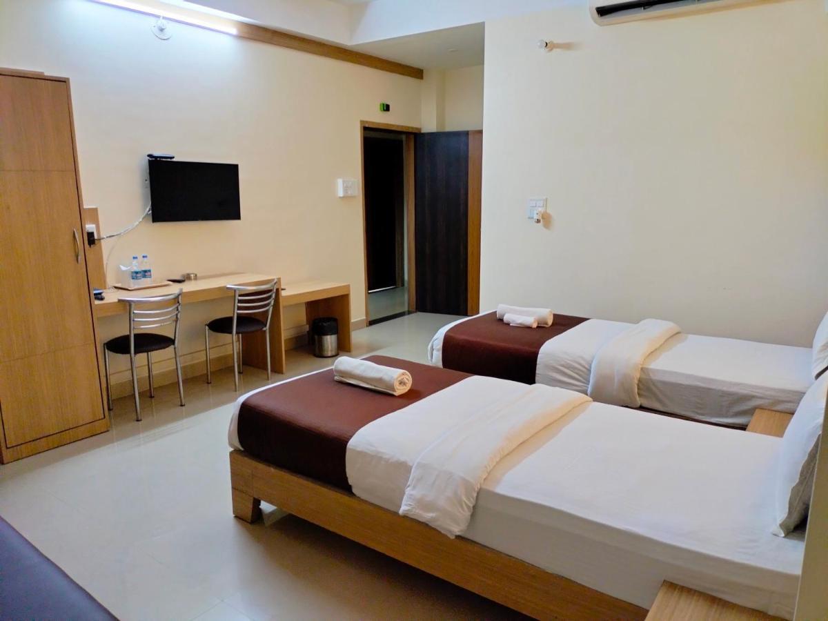 Hotel Jaysha Guwahati Dış mekan fotoğraf