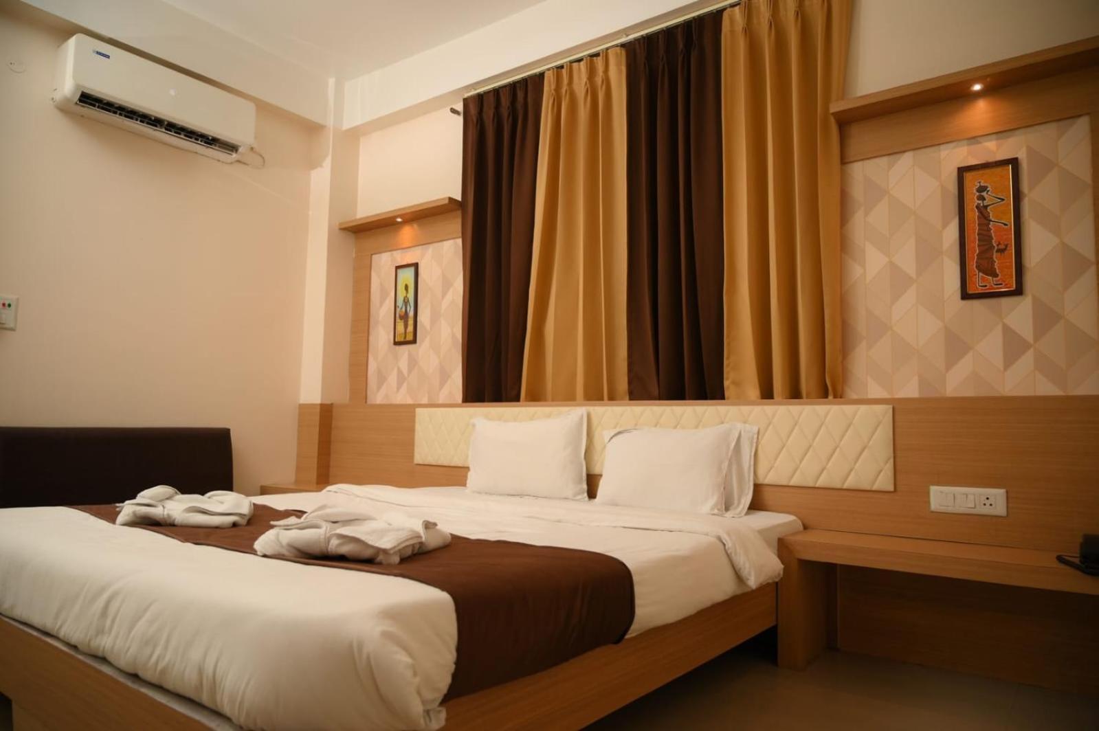 Hotel Jaysha Guwahati Dış mekan fotoğraf